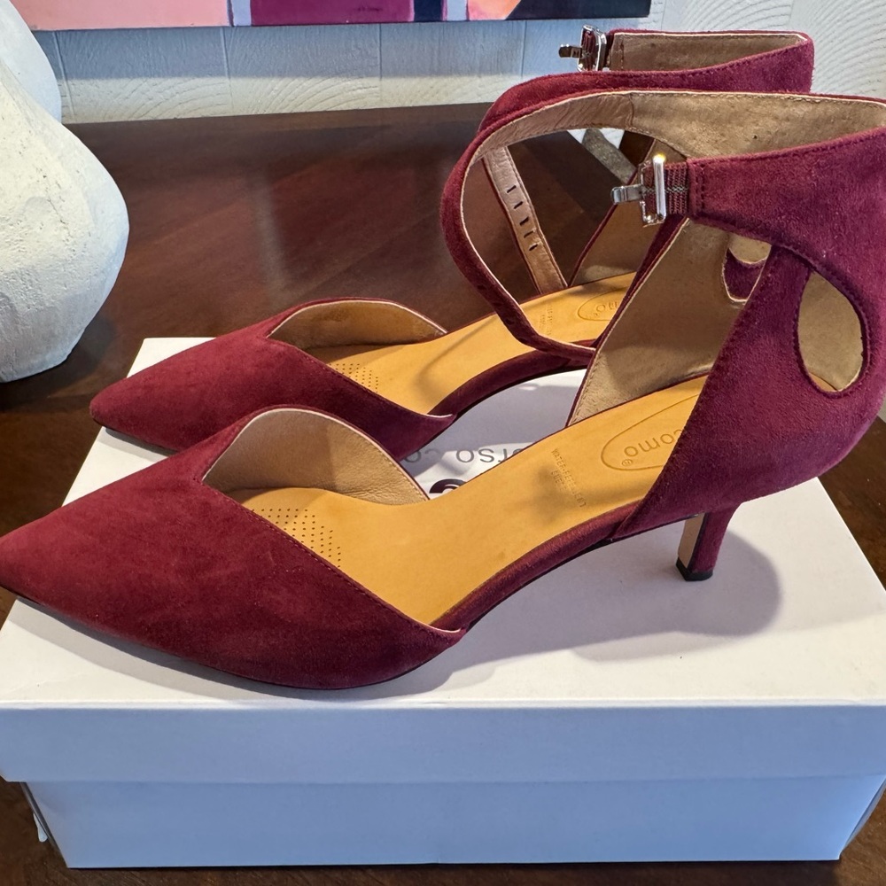 NWT Corso Como Red Suede Heels with Ankle Strap